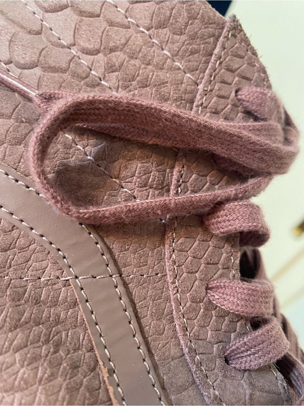 Vans Mauve High-Top Sneakers with Textured Snake men 9.5 women 11 skate alt punk - Picture 3 of 9